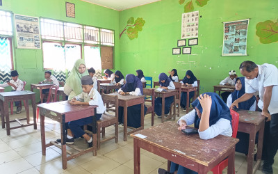 MTs Negeri 4 Bolsel Laksanakan Ujian Semester Genap Dengan Computer Based Test (CBT)
